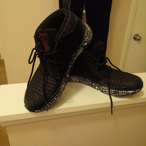 Shoes - Picture 3 of 6